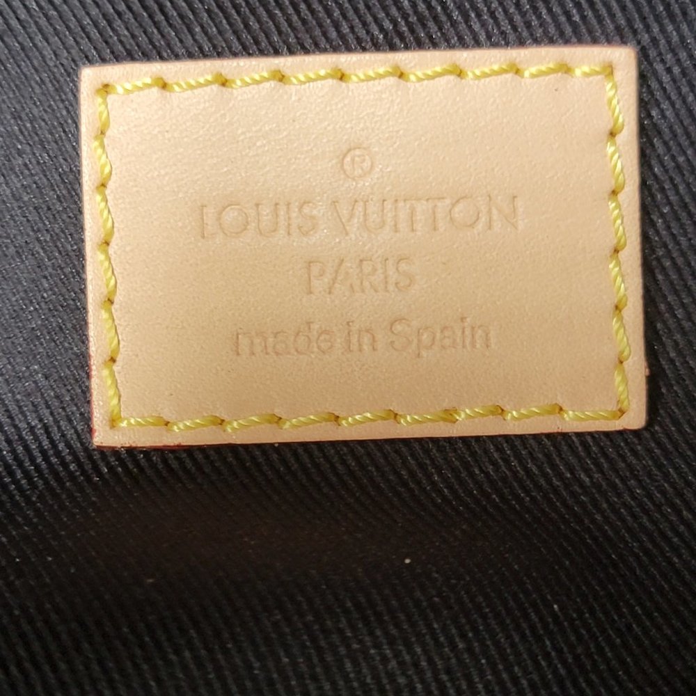 ❌❌SOLD ❌❌  Louis Vuitton Bumbag - Picture 14 of 14